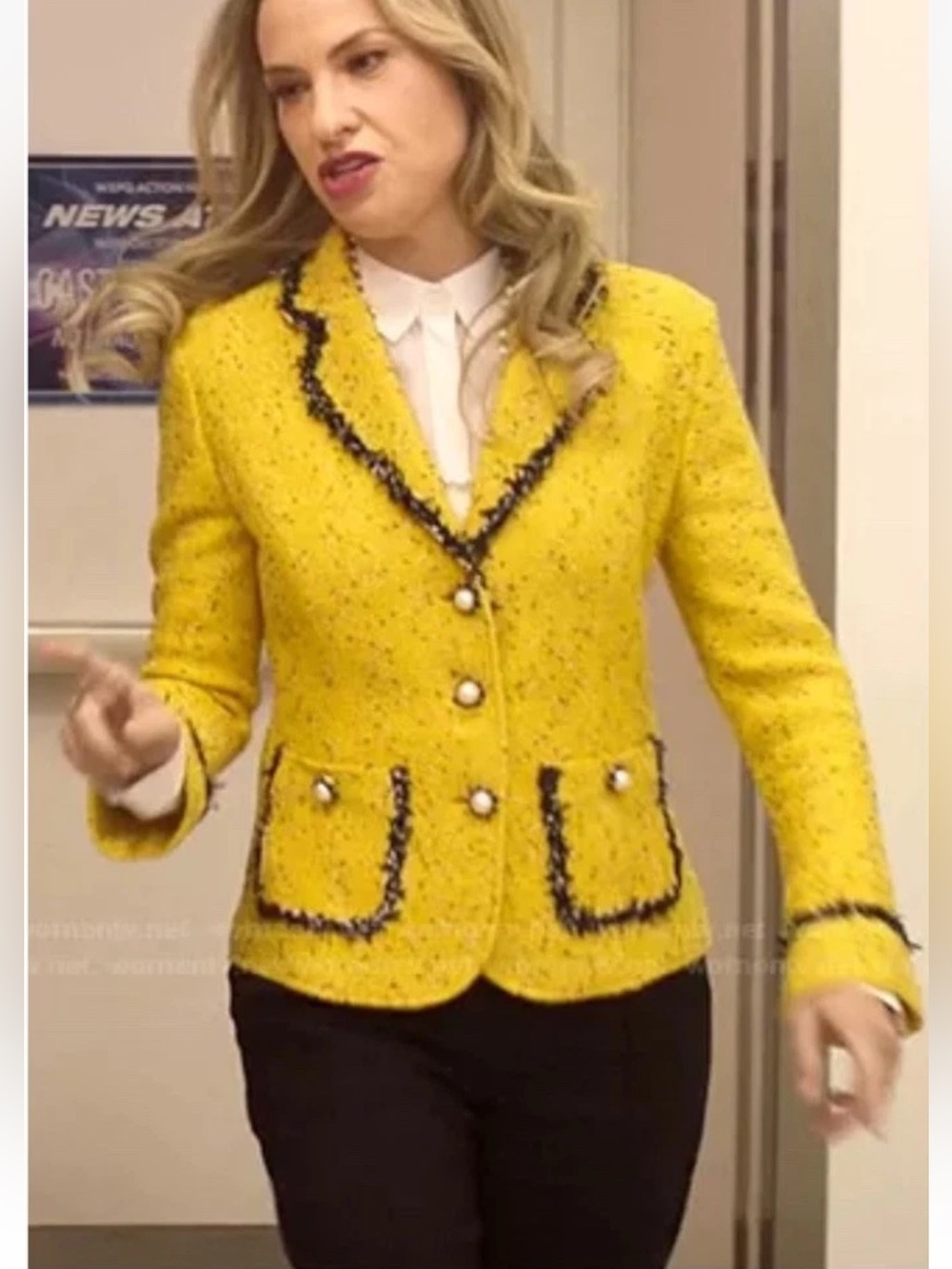 ST. JOHN COLLECTION Womens Tweed Yellow Black White Trim Jacket & Skirt Sz 8+10